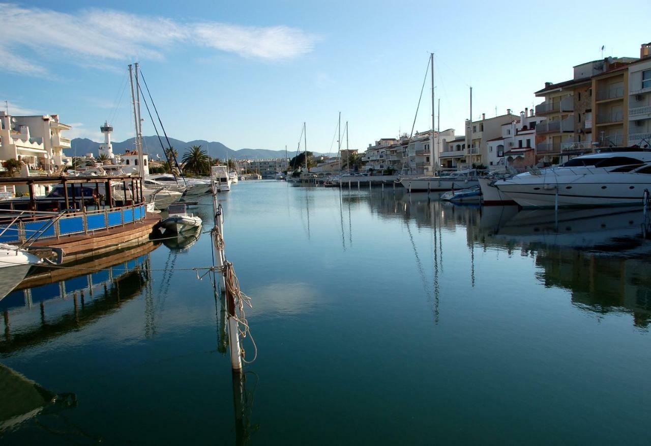 Xon'S Platja Ha Hotel Empuriabrava Eksteriør billede